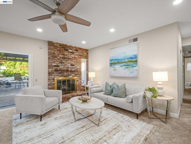 38228 Hastings St, Fremont, CA 94536