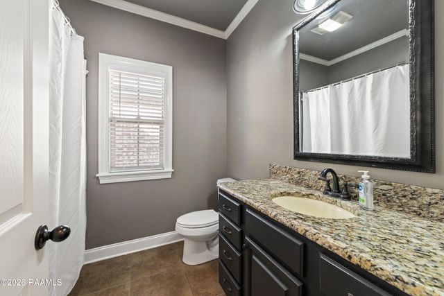 102 Crenshaw Drive, Lafayette, LA 70508