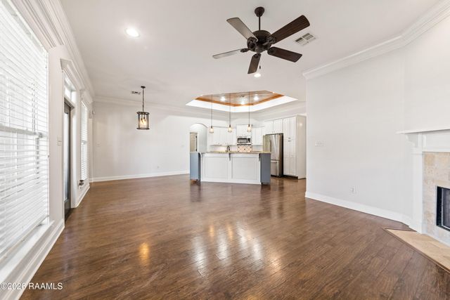 102 Crenshaw Drive, Lafayette, LA 70508