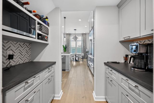 4208 Endurance WAY, Austin, TX 78731