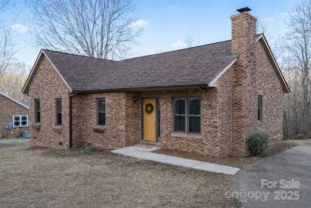 7022 Plott Road, Charlotte, NC 28215