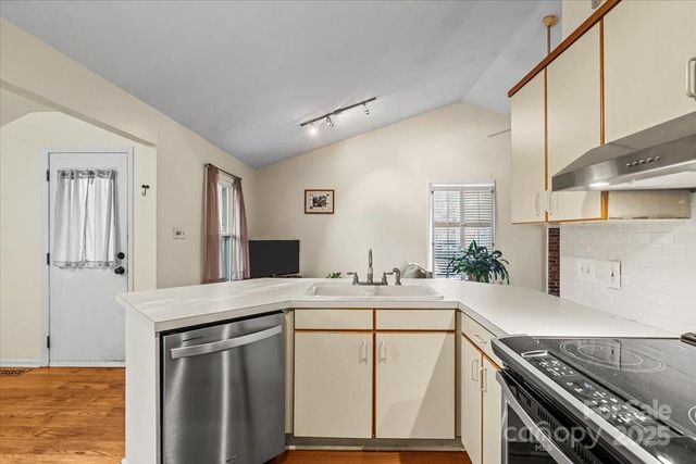 7022 Plott Road, Charlotte, NC 28215