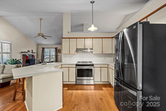 7022 Plott Road, Charlotte, NC 28215