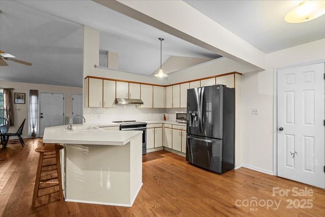 7022 Plott Road, Charlotte, NC 28215