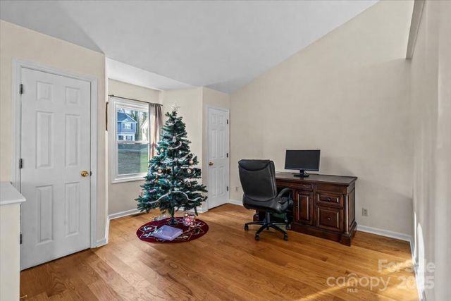 7022 Plott Road, Charlotte, NC 28215