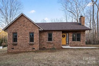 7022 Plott Road, Charlotte, NC 28215