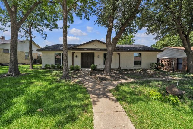 3011 Portsmouth Drive, Mesquite, TX 75149