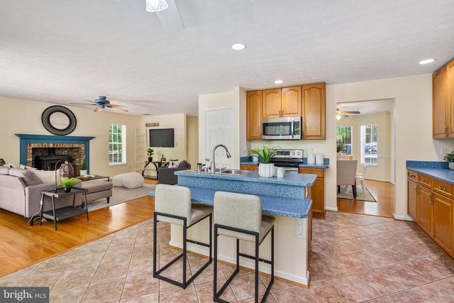 3330 OAKWOOD DR, New Windsor, MD 21776