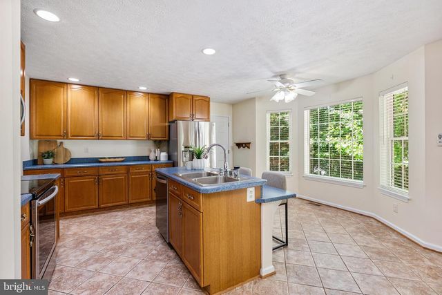 3330 OAKWOOD DR, New Windsor, MD 21776