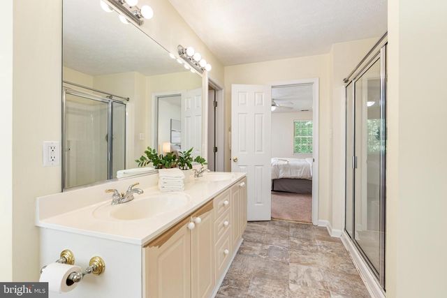 3330 OAKWOOD DR, New Windsor, MD 21776