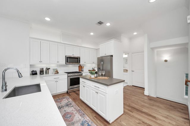 1628 W 24th Street, Houston, TX 77008