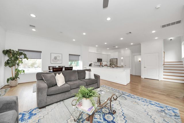 1628 W 24th Street, Houston, TX 77008