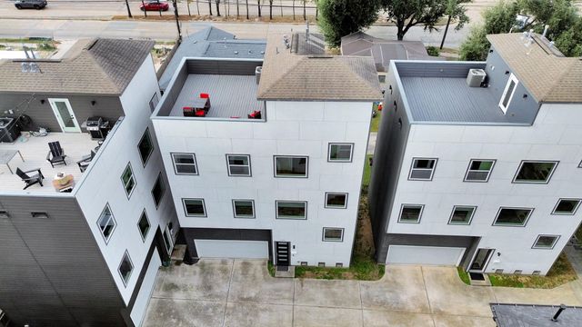 1628 W 24th Street, Houston, TX 77008