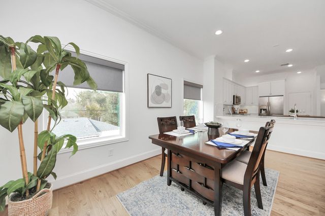 1628 W 24th Street, Houston, TX 77008