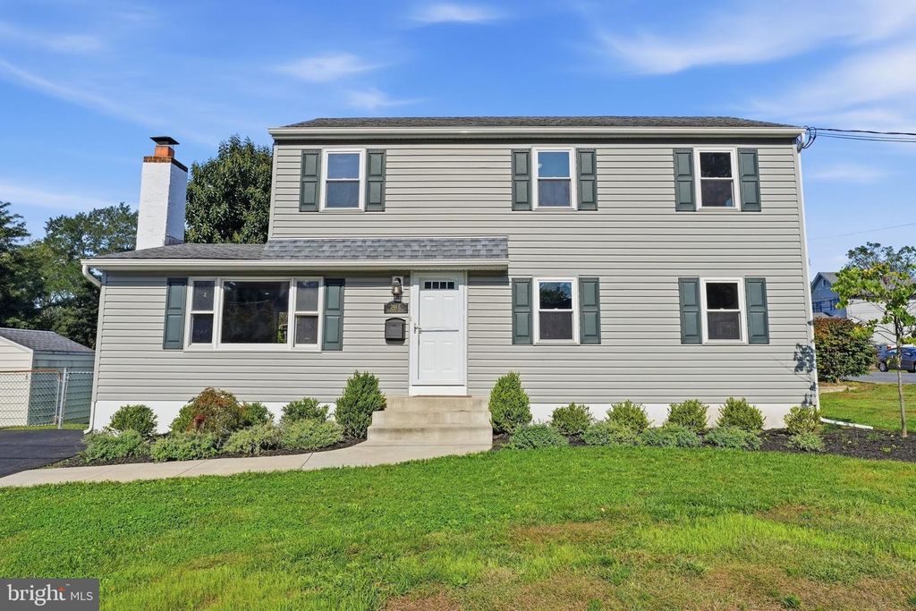 244 E MONUMENT AVE #, HATBORO, PA 19040 — exterior