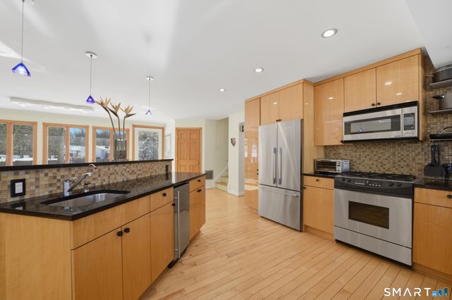 156 Intervale Road, Stamford, CT 06905