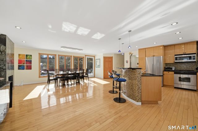 156 Intervale Road, Stamford, CT 06905