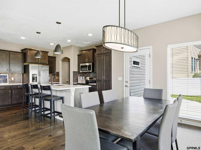 21393 Blaine Street, Omaha, NE 68022