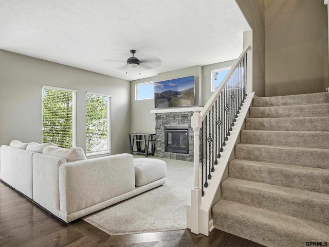 21393 Blaine Street, Omaha, NE 68022