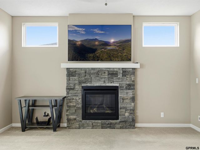 21393 Blaine Street, Omaha, NE 68022