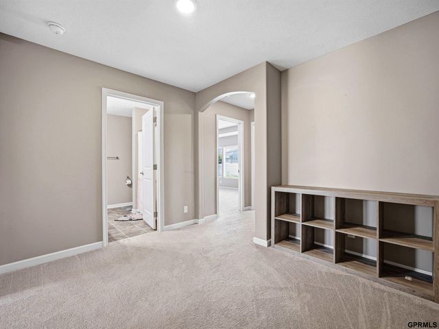 21393 Blaine Street, Omaha, NE 68022