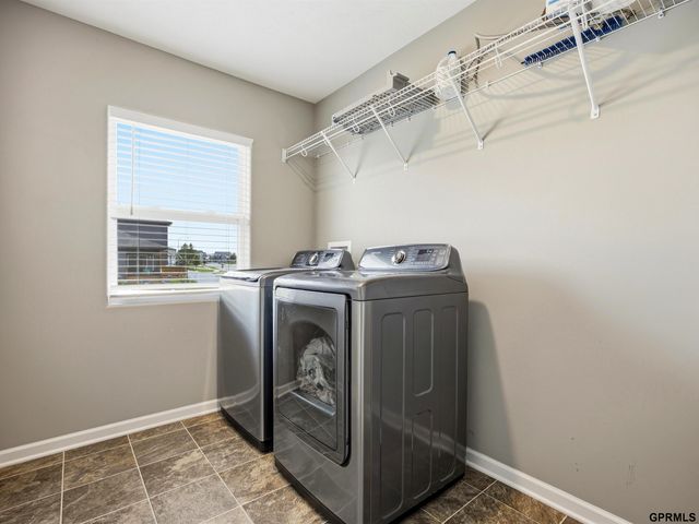 21393 Blaine Street, Omaha, NE 68022