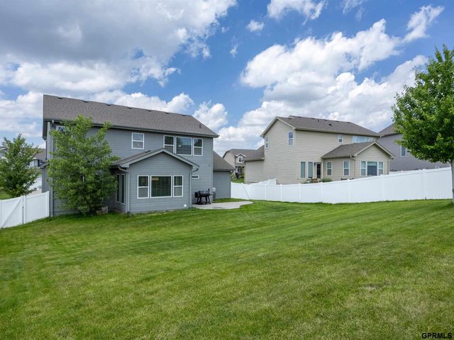 21393 Blaine Street, Omaha, NE 68022