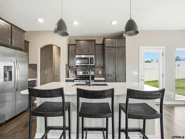 21393 Blaine Street, Omaha, NE 68022