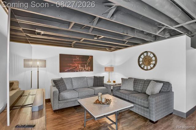 846 Yorktown Crt, Northville, MI 48167