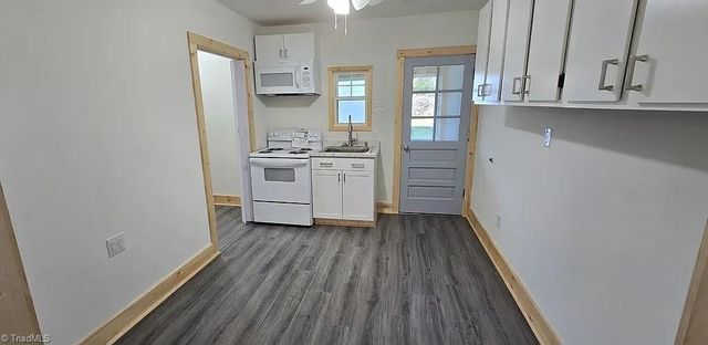 318 Winesap Drive, Pelham, NC 27311