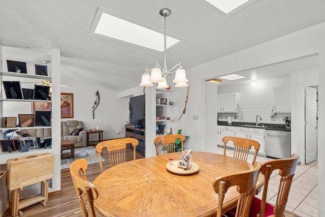 216 Prestige Way NE, Rio Rancho, NM 87124