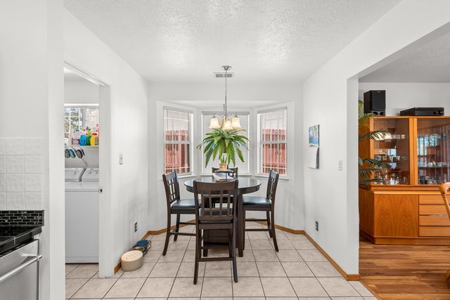 216 Prestige Way NE, Rio Rancho, NM 87124
