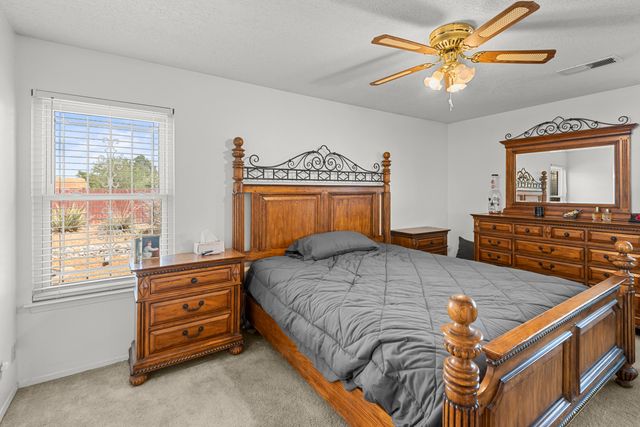 216 Prestige Way NE, Rio Rancho, NM 87124