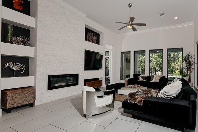 117 Westeroak Court, Montgomery, TX 77316