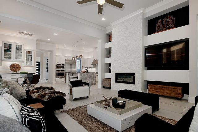 117 Westeroak Court, Montgomery, TX 77316