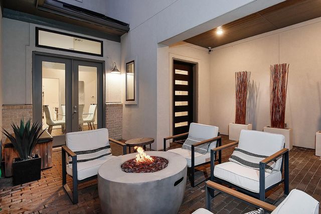 117 Westeroak Court, Montgomery, TX 77316