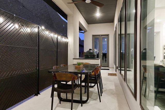 117 Westeroak Court, Montgomery, TX 77316