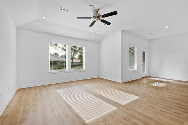 2794 N Snowball Drive, Fayetteville, AR 72704