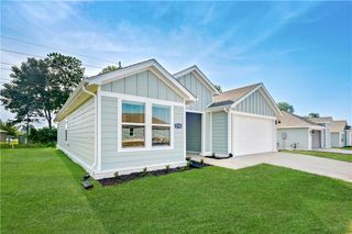 2794 N Snowball Drive, Fayetteville, AR 72704