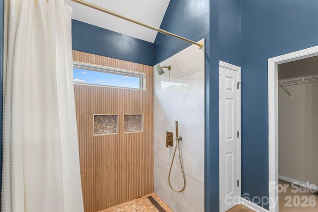 2103 Olde Pond Court SE, Hudson, NC 28638
