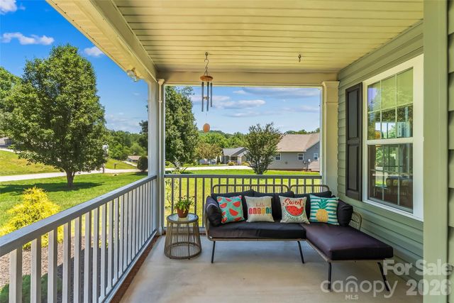 2103 Olde Pond Court SE, Hudson, NC 28638