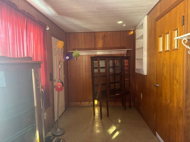 602 E Webster Street, Clinton, IL 61727