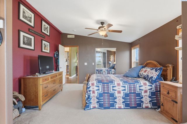 61610 N Whan Rd, Benton City, WA 99320