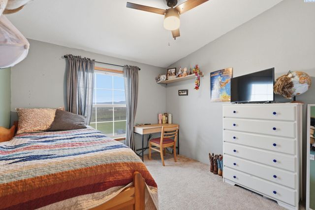 61610 N Whan Rd, Benton City, WA 99320