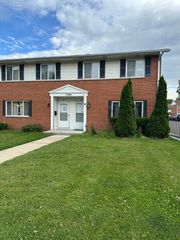 1388 Monomoy Street A, Aurora, IL 60506