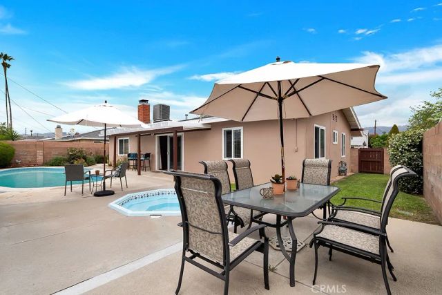 20410 Marilla, Chatsworth, CA 91311