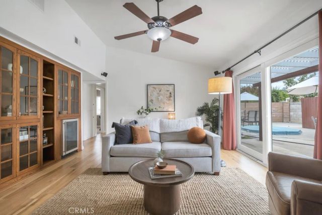 20410 Marilla, Chatsworth, CA 91311