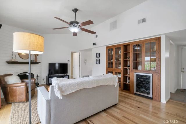 20410 Marilla, Chatsworth, CA 91311