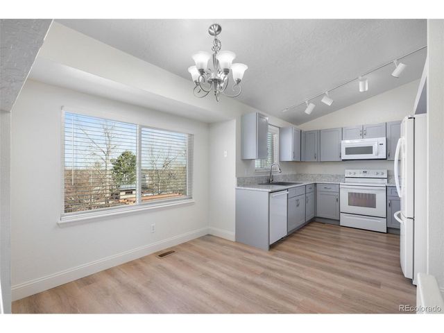 4542 S Gibraltar St, Centennial, CO 80015