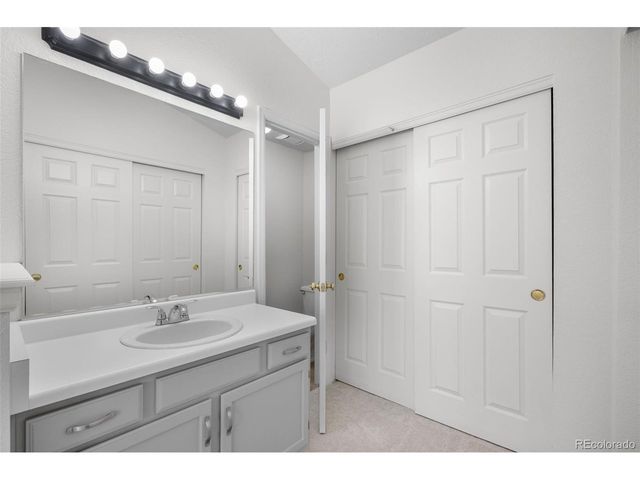 4542 S Gibraltar St, Centennial, CO 80015